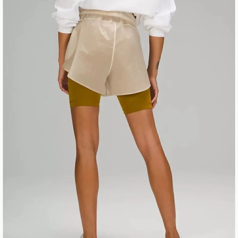 Step Out High-Rise Short 3" - Picture 3 of 6
